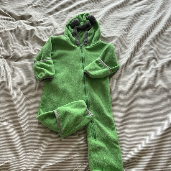 Cuddle Club Fleece Baby Bodysuit – Infant One Piece Hooded Romper - Outerwear - Picture 11 of 15